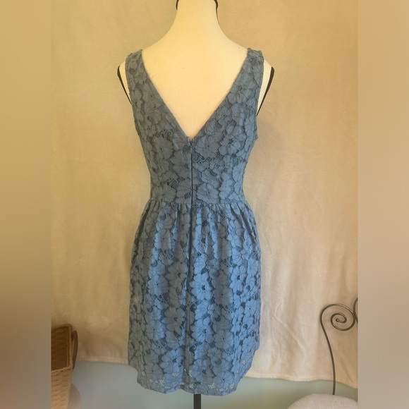 Lace Fit&Flare Dress - Picture 3 of 7